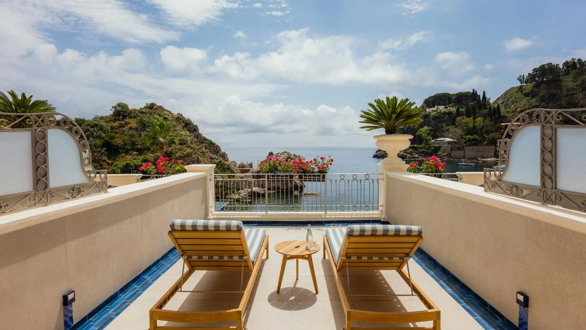 Mazzaro Sea Palace - The Leading Hotels Of The World Taormina 5*,  İtalya